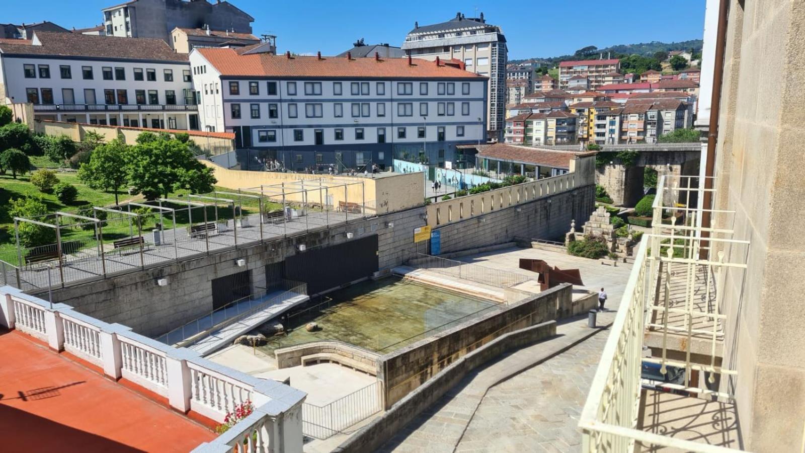 Apartamentos Turisticos As Burgas 6 By Bossh Hotels Ourense Exterior photo
